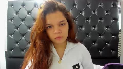 MelanyAnal  online show from December 2, 2:45 pm