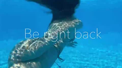 Snapshot of melanybunny chatting on December 4, 4:59 pm Adel online show from December 4, 4:59 pm