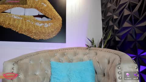 Melany Mendoza online show from December 8, 3:13 pm