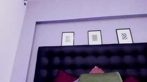 Snapshot of meleekxxx chatting on March 10, 10:55 pm MeleekXXX online show from March 10, 10:55 pm