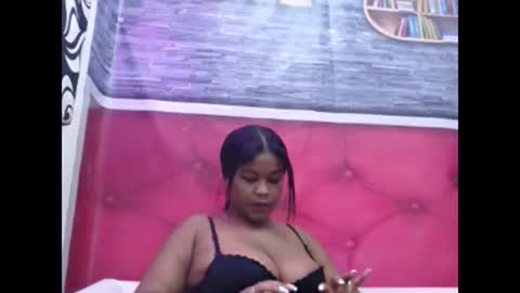 Snapshot of melhiza chatting on December 27, 5:20 am melhiza online show from December 27, 5:20 am