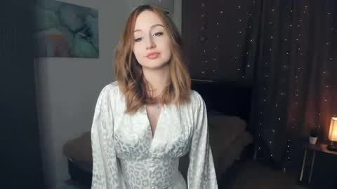 Snapshot of meliaalgien chatting on November 24, 8:47 am Melina online show from November 24, 8:47 am