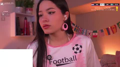 Snapshot of meliflua_a chatting on June 20, 6:54 pm Meli online show from June 20, 6:54 pm