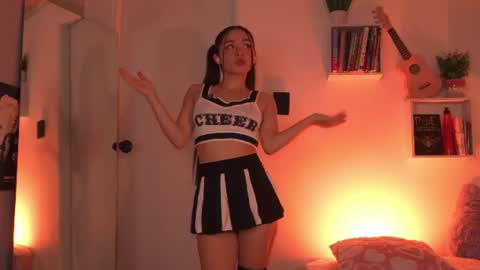 Snapshot of meliflua_a chatting on July 2, 7:20 pm Meli online show from July 2, 7:20 pm