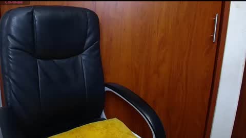Snapshot of melika_sweet chatting on July 10, 5:59 pm eli online show from July 10, 5:59 pm