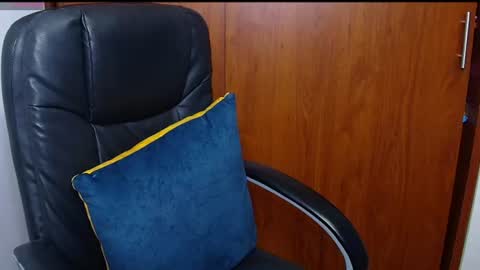 Snapshot of melika_sweet chatting on July 11, 5:26 pm eli online show from July 11, 5:26 pm