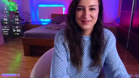 Melina Styles online show from December 1, 8:20 pm