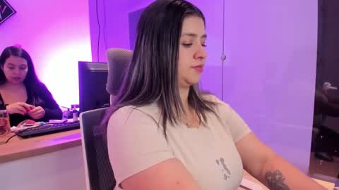 Snapshot of melinda_bob chatting on October 11, 1:31 pm Melinda online show from October 11, 1:31 pm