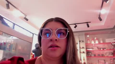 Snapshot of melinda_bob chatting on October 27, 12:53 pm Melinda online show from October 27, 12:53 pm