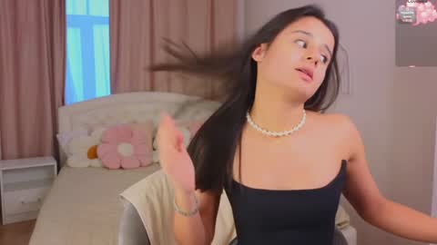 Victoria online show from December 11, 12:12 pm