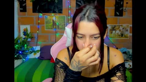 Snapshot of melisaking12 chatting on January 4, 7:34 pm Melisa King online show from January 4, 7:34 pm