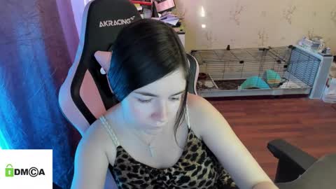 melisanilson online show from October 9, 5:16 am