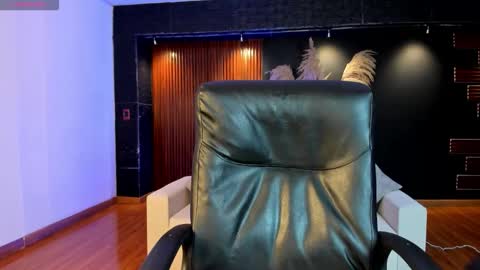 Melissa  Everyday From 1430 to 2130 Col Time online show from February 3, 8:03 pm