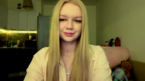 Mel or Lissa 3 Welcome here online show from June 20, 8:33 pm