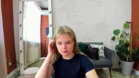 Sophia online show from October 8, 9:07 am