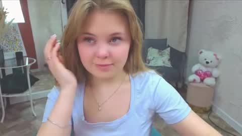 Sophia online show from December 4, 11:08 am