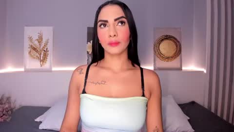 M E L I S S A online show from July 16, 3:23 am