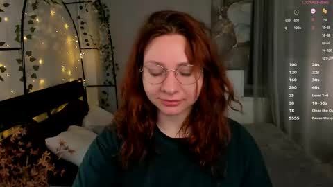 Snapshot of melissa_adamss chatting on April 16, 9:39 pm Melissa online show from April 16, 9:39 pm