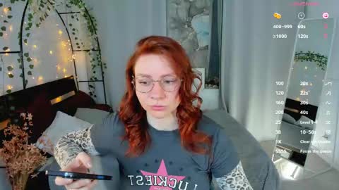 Snapshot of melissa_adamss chatting on April 28, 10:20 am Melissa online show from April 28, 10:20 am