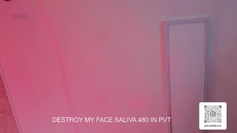 Lissa  online show from March 10, 6:35 pm