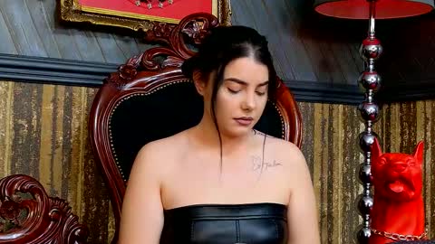 Melissa online show from January 12, 1:27 pm