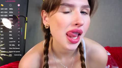 Melissa online show from January 15, 1:26 pm