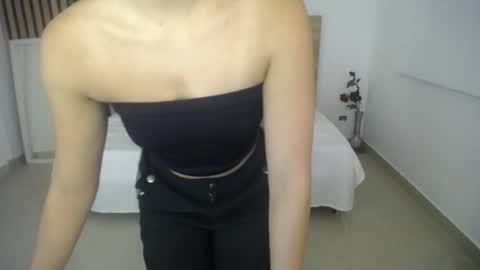 melissa_lenox online show from June 6, 12:21 pm