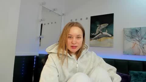 melissa_new22 online show from December 22, 1:13 am