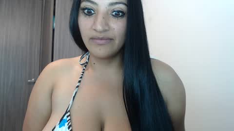 Snapshot of melissa_sexytits chatting on February 27, 9:58 pm Lau online show from February 27, 9:58 pm