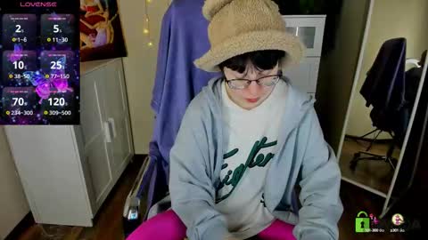 Melissa online show from October 12, 9:25 pm