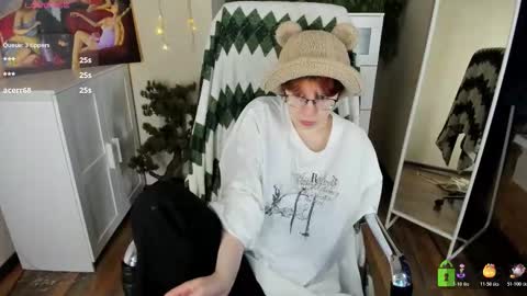 Melissa online show from November 22, 4:11 am