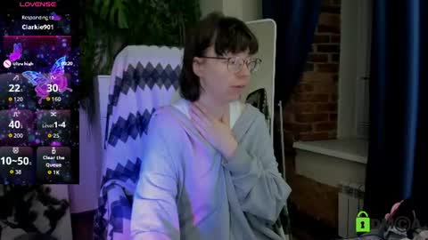 Snapshot of melissa_wells chatting on July 4, 9:10 pm Melissa online show from July 4, 9:10 pm