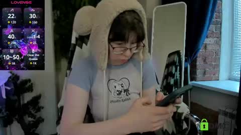Snapshot of melissa_wells chatting on July 31, 5:51 am Melissa online show from July 31, 5:51 am