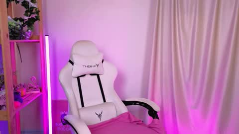 melissagray_ online show from September 14, 8:02 am