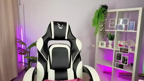 melissagray_ online show from November 10, 9:52 am