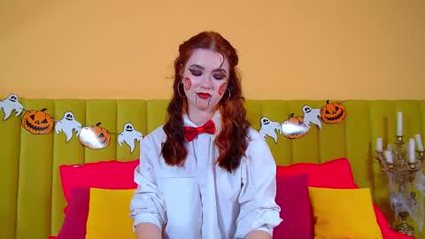 Snapshot of melissamays chatting on October 31, 7:26 pm Melissa online show from October 31, 7:26 pm