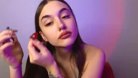 Mel online show from November 10, 7:51 am