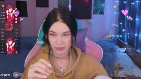 Snapshot of mella_freya chatting on December 4, 9:13 pm Freya IM NONUDE online show from December 4, 9:13 pm