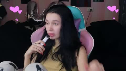 Snapshot of mella_freya chatting on February 2, 10:06 pm Freya IM NONUDE online show from February 2, 10:06 pm
