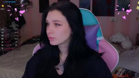 Snapshot of mella_freya chatting on February 26, 9:27 pm Freya IM NONUDE online show from February 26, 9:27 pm