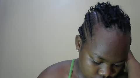 Snapshot of mellcy chatting on January 18, 12:15 pm mell online show from January 18, 12:15 pm