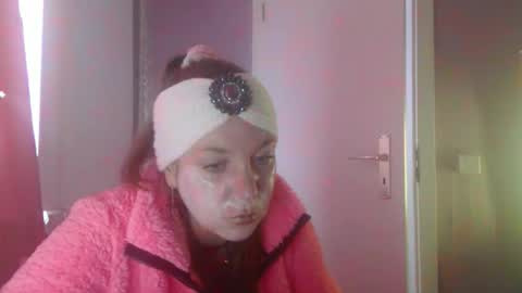 Melli online show from February 14, 2:47 pm