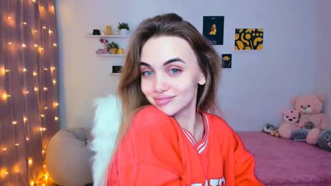 Snapshot of mellifluoustess chatting on December 26, 8:39 am Tessa online show from December 26, 8:39 am