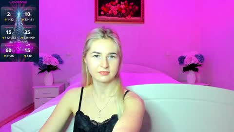 Mellina online show from December 11, 7:57 pm