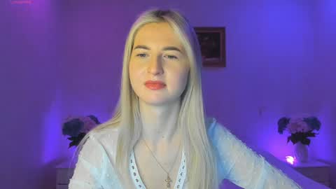 Mellina online show from January 13, 8:37 pm