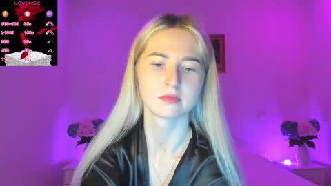 Mellina online show from March 3, 9:05 pm