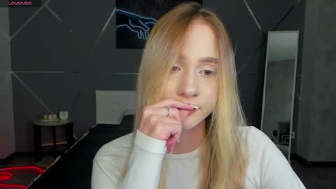 mellisadream online show from September 24, 3:21 am