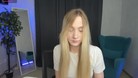 mellisadream online show from September 25, 2:04 am