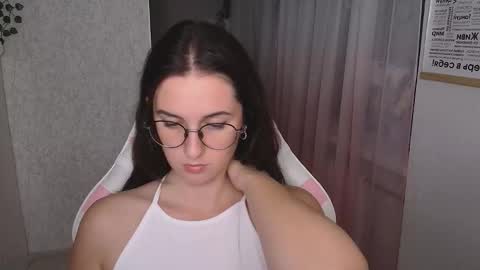 Snapshot of mellonmayre chatting on October 25, 8:14 pm mellonmayre online show from October 25, 8:14 pm