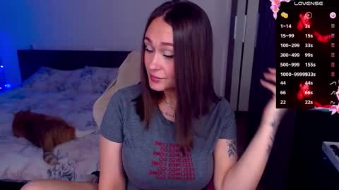 Mel online show from November 2, 8:11 pm